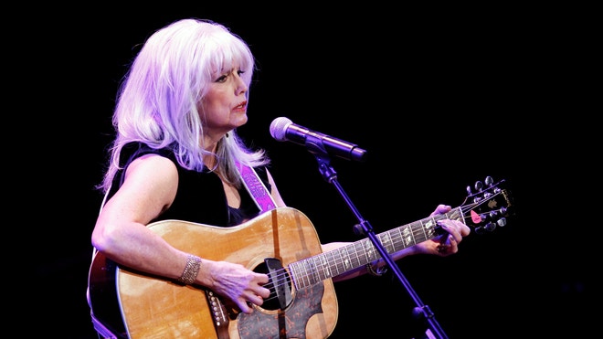 Emmylou Harris Reuters 660.JPG